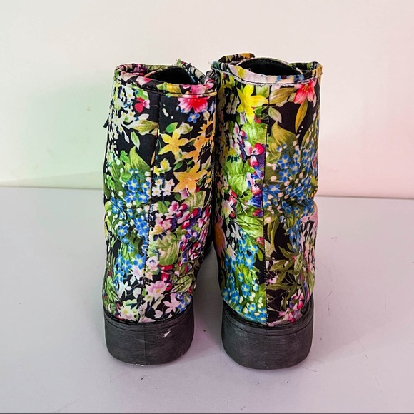 Epic Floral Combat Boots - Picture 4 of 5